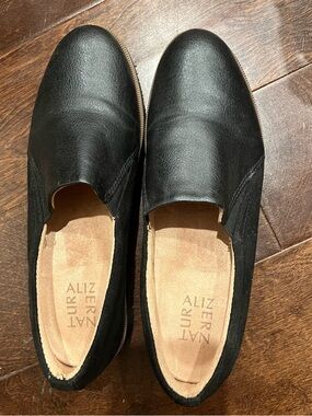 🐈‍⬛ Naturalizer slip on sneakers sz 8 🐈‍⬛